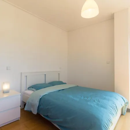 Appartement Artur Bivar - T4 Familiar Junto Ao Parque Desportivo Da Rodovia -