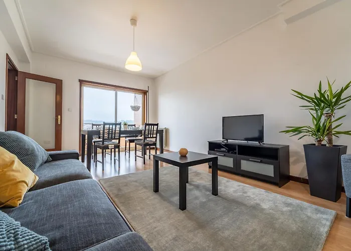 Artur Bivar - T4 Familiar Junto Ao Parque Desportivo Da Rodovia - 公寓 布拉加